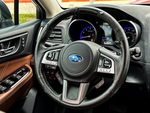 Used 2017 Subaru Outback 3.6R Touring w/ Popular Package #5A image 28