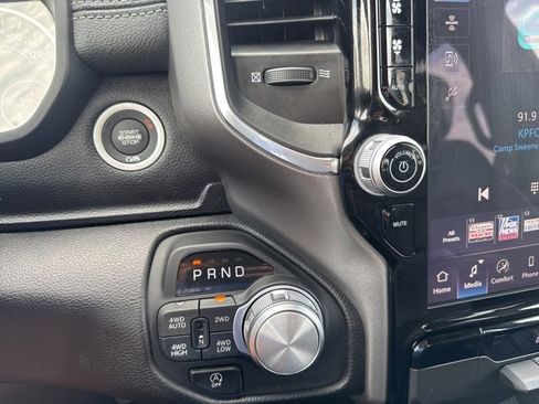 Used 2025 RAM 1500 Laramie image 21