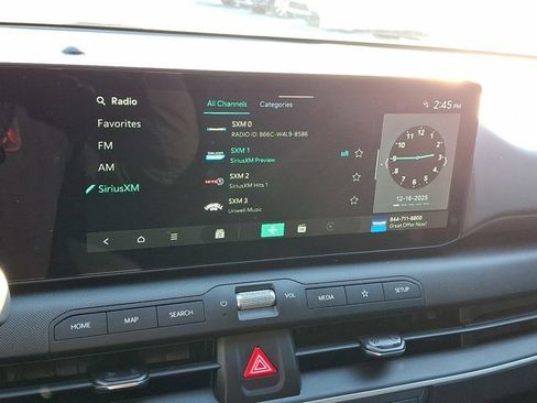 Used 2025 Kia K4 LXS image 19