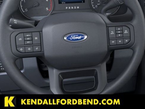 New 2025 Ford F550 4x4 Regular Cab Super Duty image 5