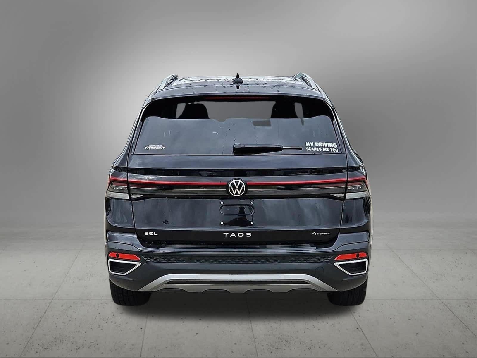 Used 2025 Volkswagen Taos SEL AWD/4WD image 5