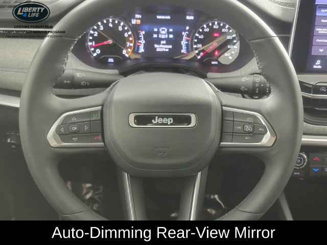 Used 2023 Jeep Compass Latitude w/ Convenience Group AWD/4WD image 27
