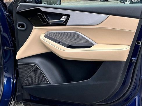 Used 2023 Acura MDX SH-AWD image 26