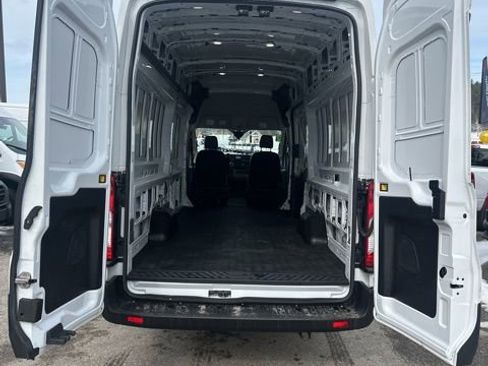 Used 2024 Ford Transit 350 148 High Roof Extended image 8