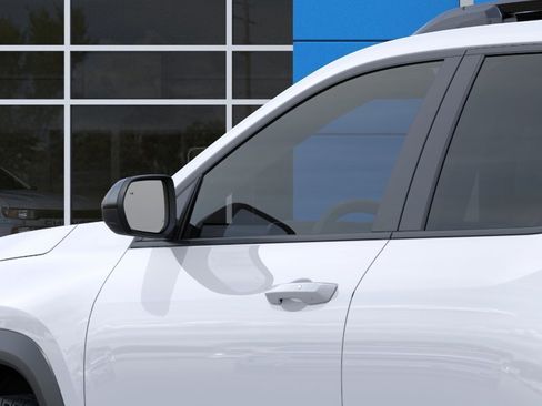 New 2027 Chevrolet Equinox LT FWD image 12