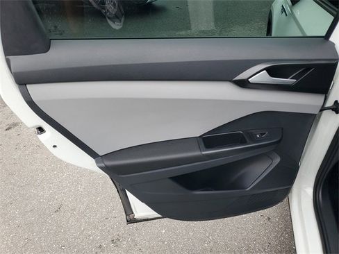 Certified 2023 Volkswagen Taos S image 8