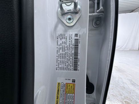 Used 2023 Honda CR-V EX-L image 14