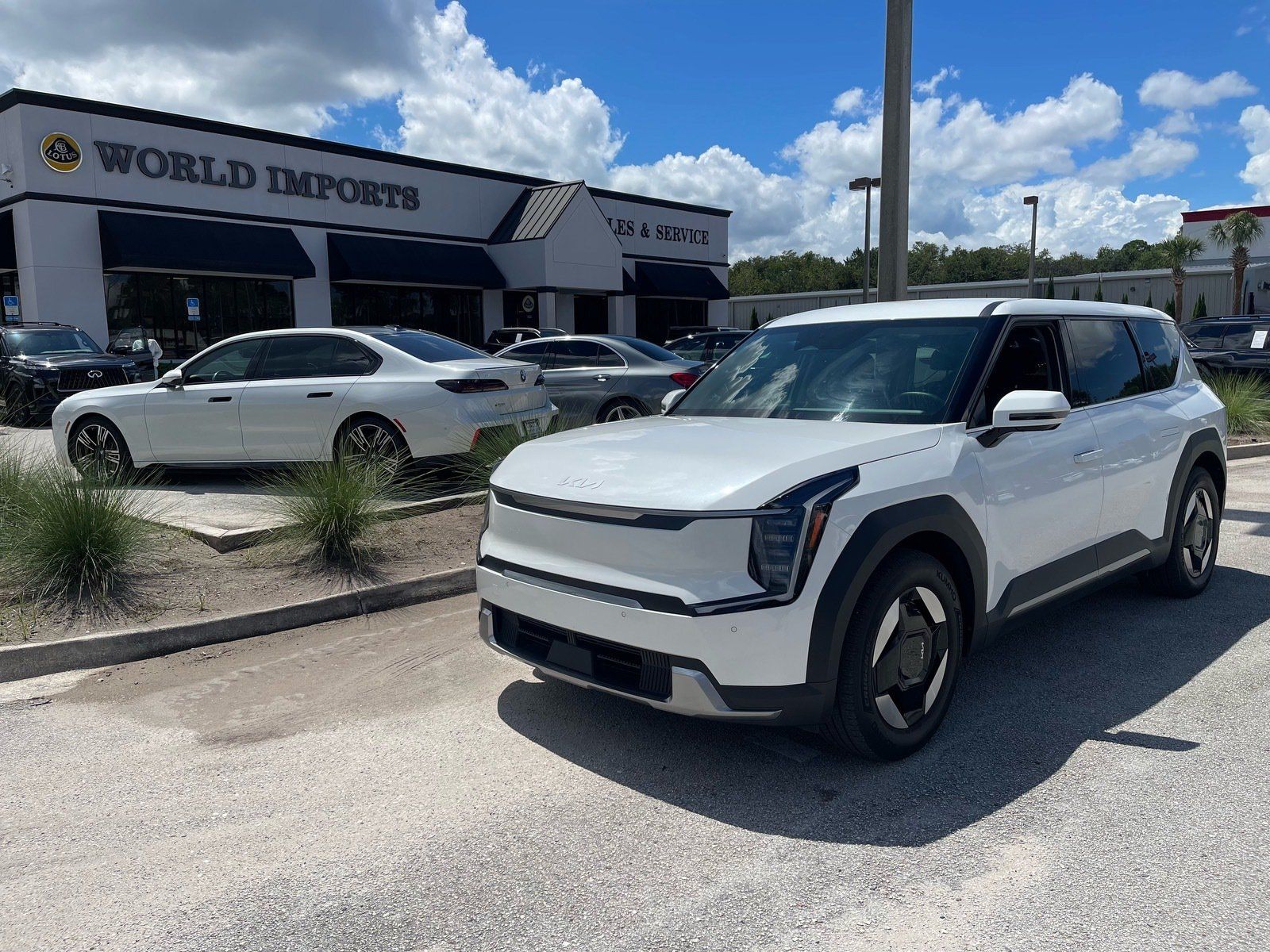 Used 2024 Kia EV9 Light RWD image 50