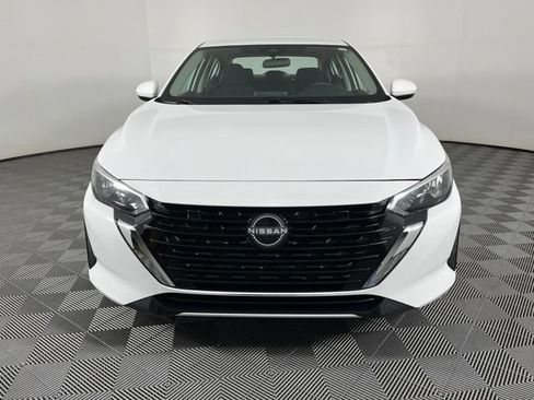 Certified 2025 Nissan Sentra S FWD image 5