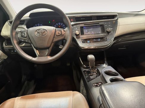 Used 2013 Toyota Avalon XLE Premium image 11