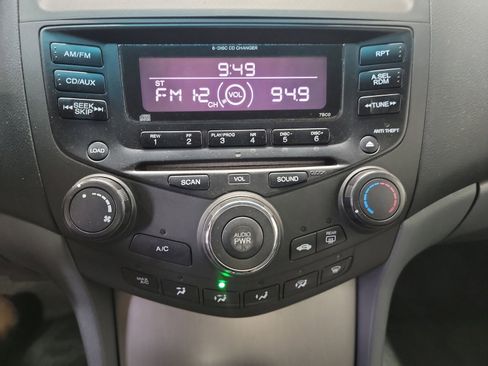 Used 2004 Honda Accord EX image 21