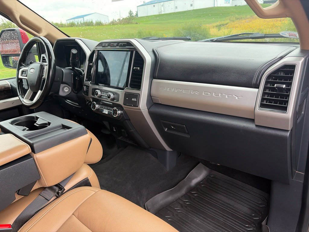 Used 2022 Ford F250 Lariat w/ Lariat Value Package AWD/4WD image 11
