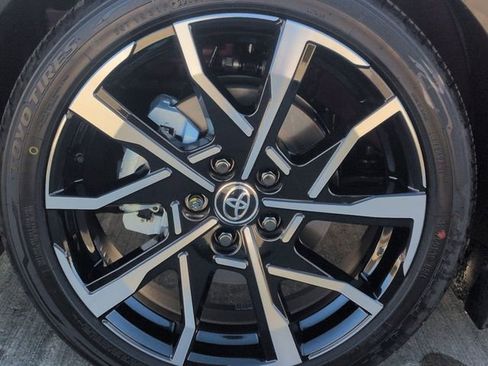 New 2026 Toyota Prius Plug-In Hybrid image 10