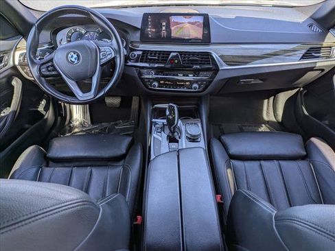 Used 2018 BMW 530i image 19