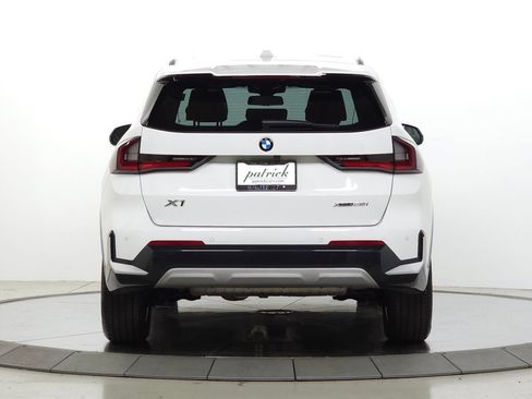Used 2024 BMW X1 xDrive28i w/ Premium Package AWD/4WD image 8