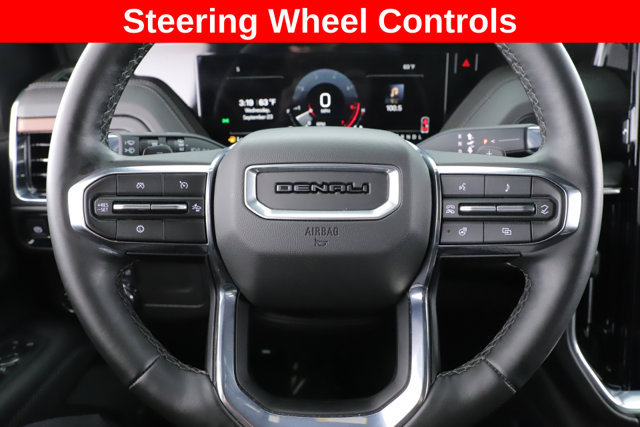 Used 2026 GMC Yukon Denali w/ Sun & Power Step Package AWD/4WD image 24