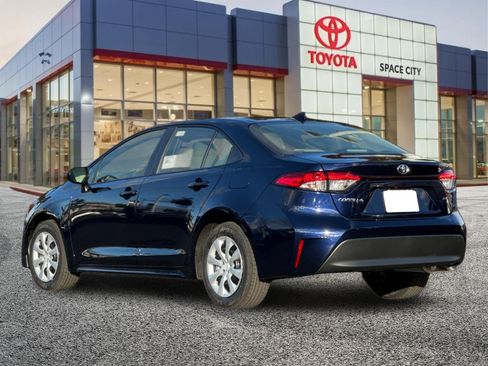 New 2026 Toyota Corolla LE FWD image 4