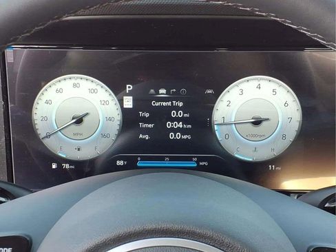 New 2026 Hyundai Elantra Limited FWD image 12