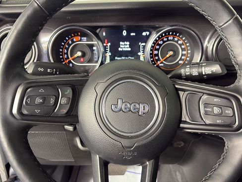 Used 2021 Jeep Wrangler Unlimited Sport image 43