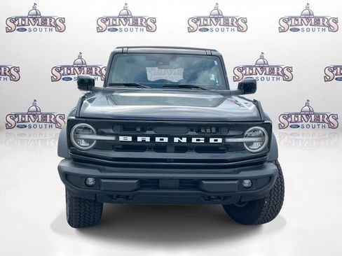 Used 2025 Ford Bronco Outer Banks w/ Sasquatch Package AWD/4WD image 8