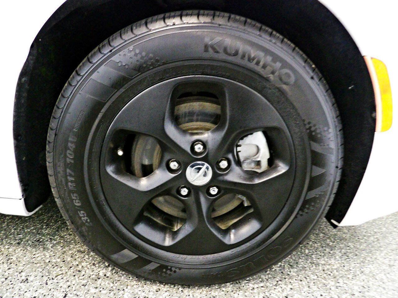Used 2019 Chrysler Pacifica Touring Plus FWD image 20