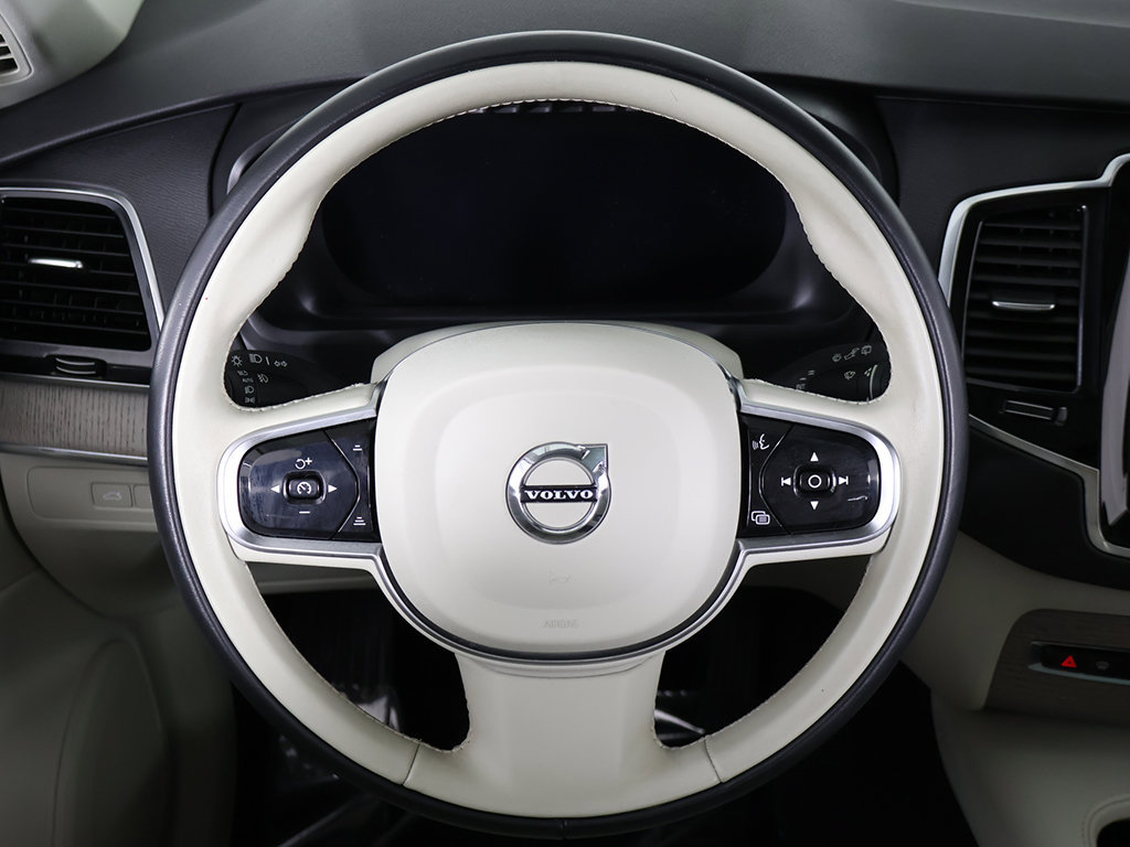 Used 2025 Volvo XC90 T8 Plus w/ Protection Package Premier AWD/4WD image 46