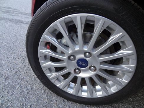 Used 2015 Ford Fiesta Titanium image 43