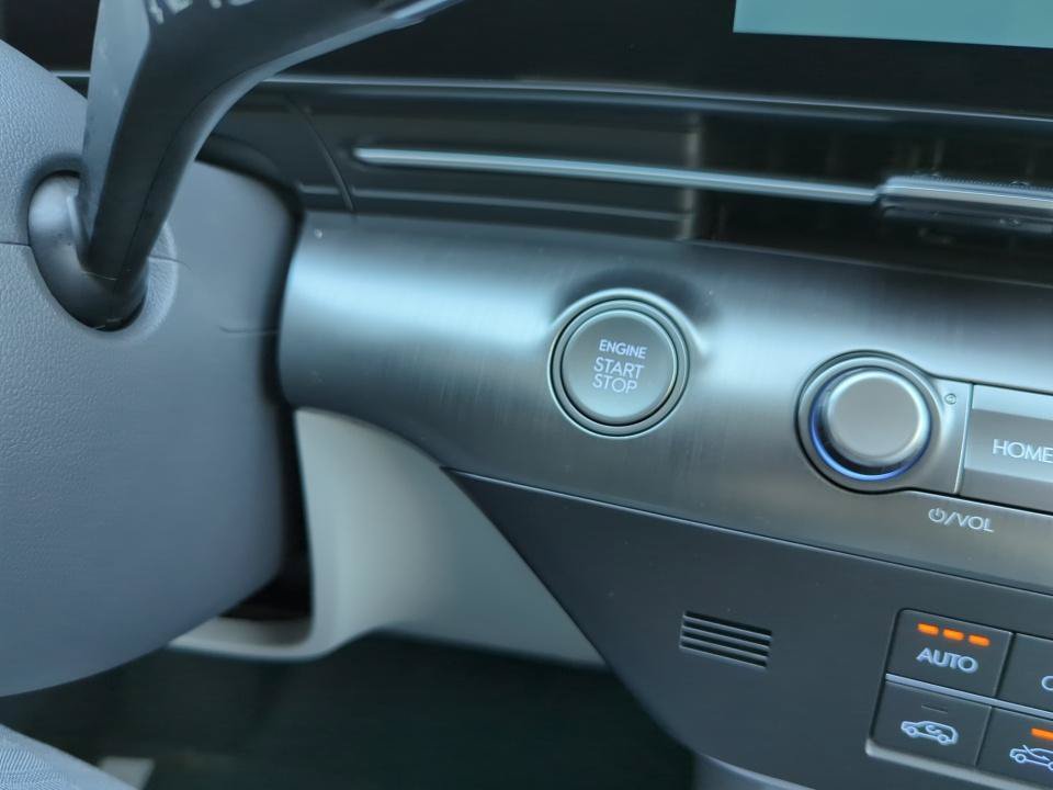 Certified 2026 Hyundai Kona SEL Sport AWD/4WD image 31