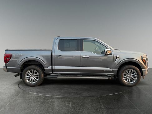 Used 2024 Ford F150 Lariat w/ Bed Utility Package AWD/4WD image 9