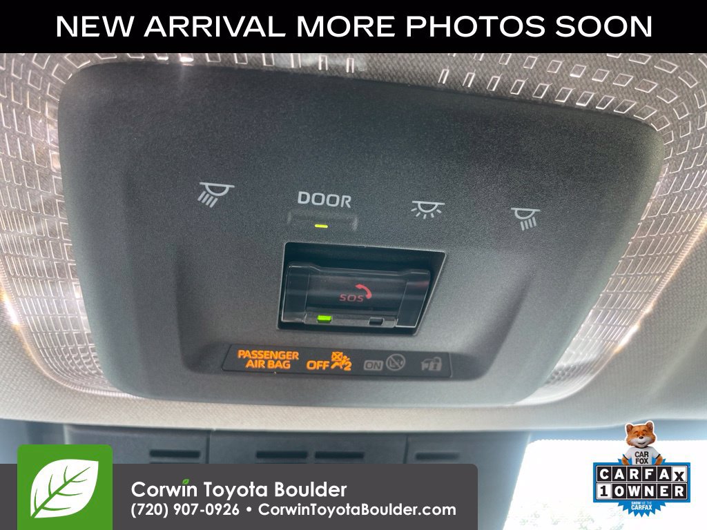 Used 2025 Toyota Prius Plug-In Hybrid FWD image 12