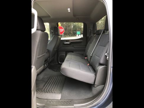 Used 2023 Chevrolet Silverado 1500 LT image 14