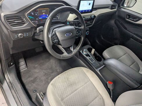 Used 2022 Ford Escape SE w/ Convenience Package AWD/4WD image 12
