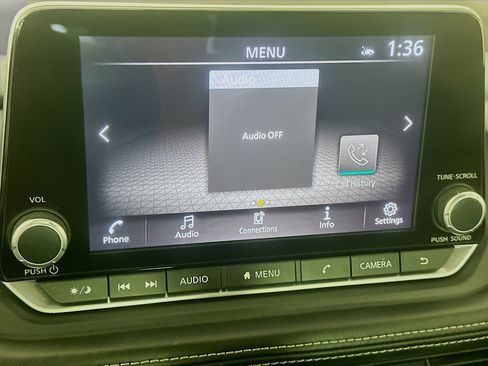 Used 2023 Nissan Rogue SV image 21