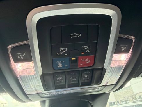 Used 2019 RAM 3500 Limited AWD/4WD image 23