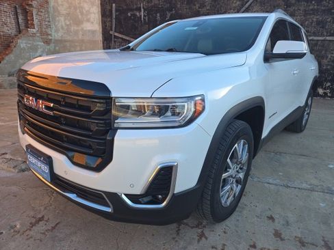 Used 2021 GMC Acadia SLT image 1