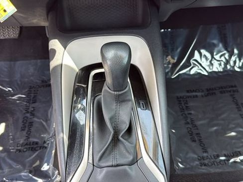Used 2025 Toyota Corolla LE FWD image 23
