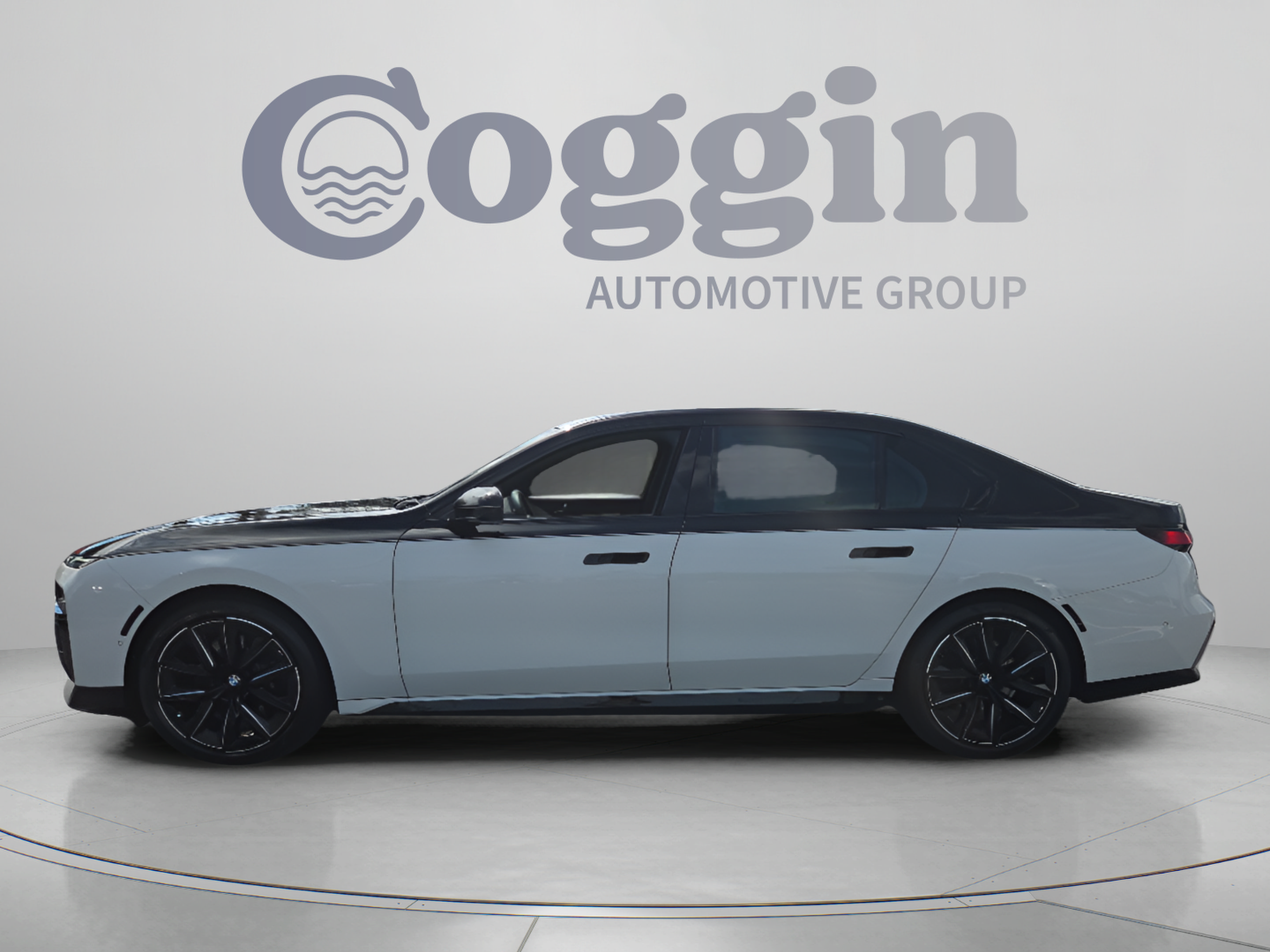 Certified 2024 BMW 740i w/ Premium Package 2 RWD image 2