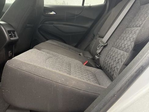Used 2022 Chevrolet Equinox LT w/ Driver Convenience Package image 20