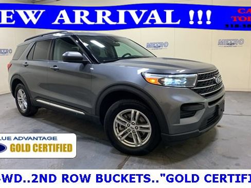 Certified 2023 Ford Explorer XLT w/ Class IV Trailer Tow Package image 1