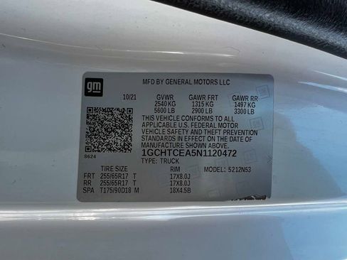 Used 2022 Chevrolet Colorado LT w/ Fleet Safety Package image 31