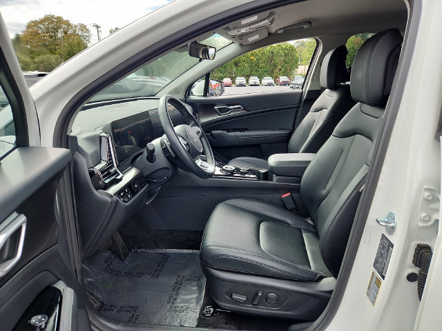 Used 2025 Kia Sportage EX AWD/4WD image 14