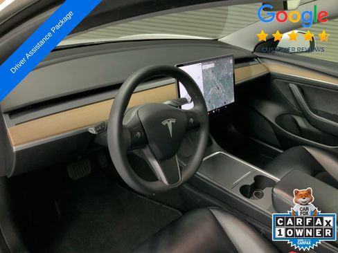 Used 2021 Tesla Model 3 Standard Range Plus image 10