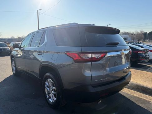 Used 2018 Chevrolet Traverse LT image 5