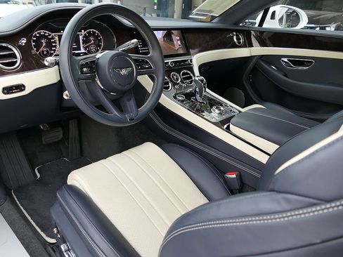 Used 2023 Bentley Continental GT Mulliner AWD/4WD image 9