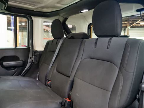 Used 2023 Jeep Wrangler Unlimited w/ Cold Weather Group AWD/4WD image 25