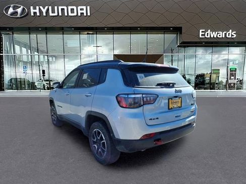 Used 2024 Jeep Compass Trailhawk image 5