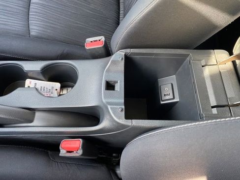 Used 2017 Nissan Sentra SV image 13