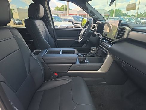 New 2026 Toyota Tundra Limited AWD/4WD image 10