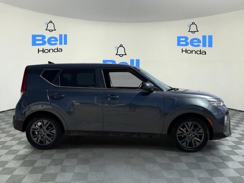 Used 2021 Kia Soul S FWD image 5