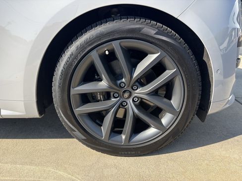 Used 2024 Land Rover Range Rover Sport Dynamic SE image 13